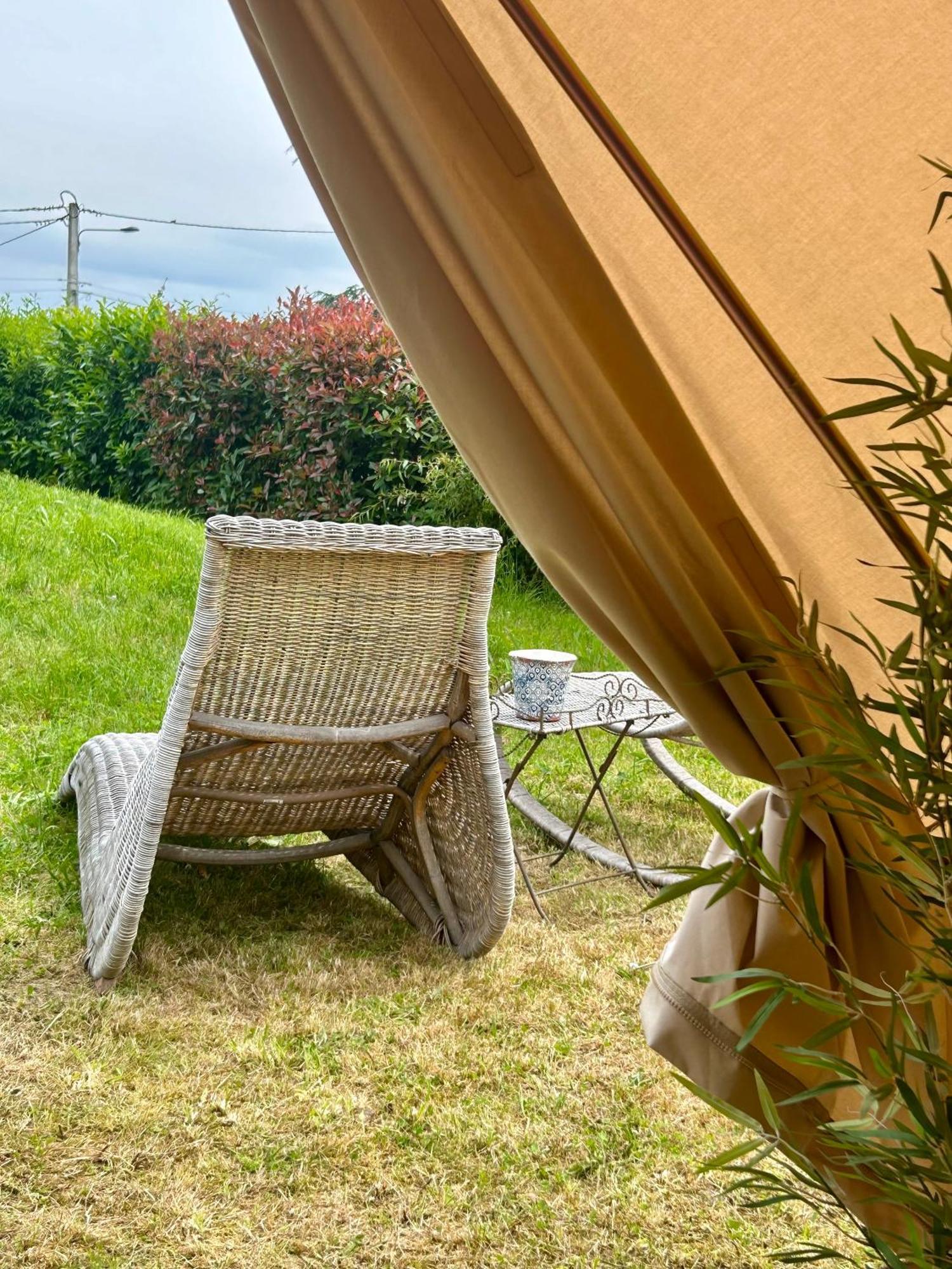 Chambre Au Jardin Tente De Charme Eguzon-Chantome 외부 사진